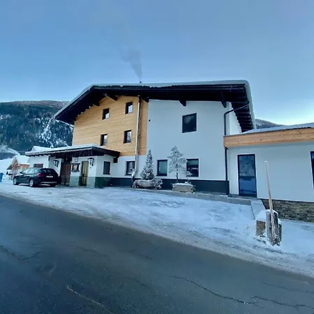 Bucher Guest house Schnann